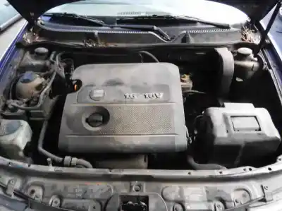 Veículo de Sucata seat toledo (1m2) executive do ano 2001 alimentado aus