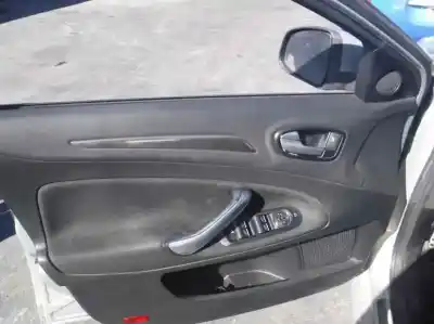 Vehicul casat ford mondeo berlina (ca2) titanium (09.2010->) al anului 2009 alimentat qxba