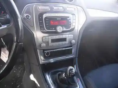 Vehicul casat ford mondeo berlina (ca2) titanium (09.2010->) al anului 2009 alimentat qxba