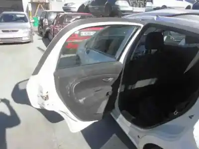 Veículo de Sucata fiat grande punto (199) 1.3 16v multijet dynamic (55kw) do ano 2009 alimentado 199a2000