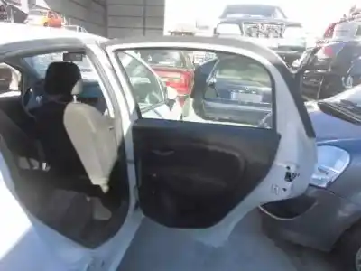 Veículo de Sucata fiat grande punto (199) 1.3 16v multijet dynamic (55kw) do ano 2009 alimentado 199a2000