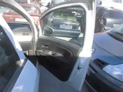 Veículo de Sucata fiat grande punto (199) 1.3 16v multijet dynamic (55kw) do ano 2009 alimentado 199a2000