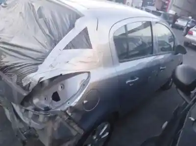 Veicolo di demolizione opel corsa d catch me dell'anno 2008 alimentato z13dtj