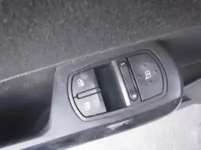 Veicolo di demolizione opel corsa d catch me dell'anno 2008 alimentato z13dtj