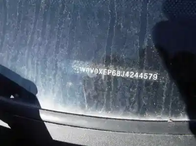 Veicolo di demolizione opel corsa e color edition dell'anno 2018 alimentato glp