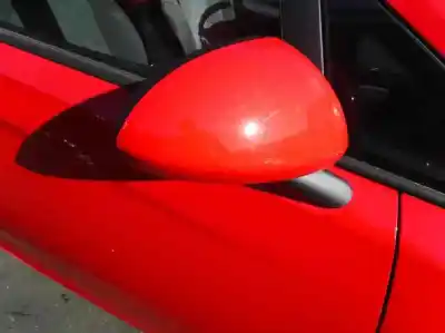 Veicolo di demolizione opel corsa e color edition dell'anno 2018 alimentato glp