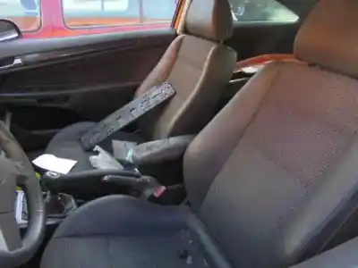 Verschrottungsfahrzeug opel astra gtc cosmo des jahres 2006 angetrieben z19dth