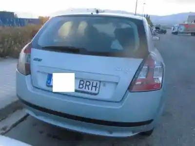 Veicolo di demolizione fiat stilo multi wagon (192) 1.6 16v dell'anno 2001 alimentato 182b6000