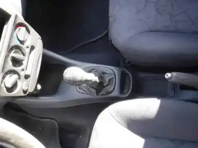 Veicolo di demolizione hyundai accent (lc) 1.5 crdi cat dell'anno 2002 alimentato 3ea