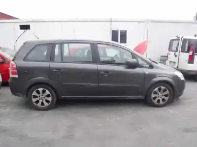 Veículo de Sucata opel zafira b cosmo do ano 2009 alimentado z17dtr