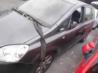 Veículo de Sucata opel zafira b cosmo do ano 2009 alimentado z17dtr