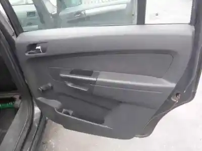 Veículo de Sucata opel zafira b cosmo do ano 2009 alimentado z17dtr