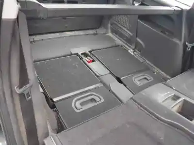 Veículo de Sucata opel zafira b cosmo do ano 2009 alimentado z17dtr