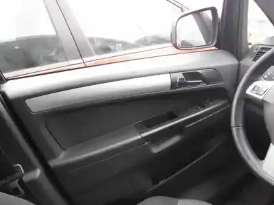 Veículo de Sucata opel zafira b cosmo do ano 2009 alimentado z17dtr