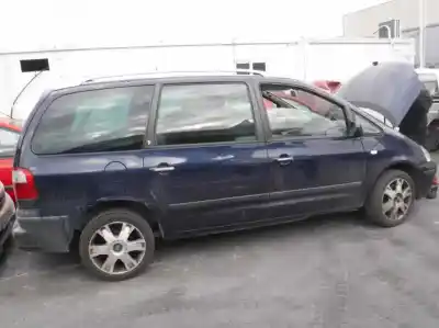 Veículo de Sucata ford galaxy (vy) ghia do ano 2005 alimentado btb