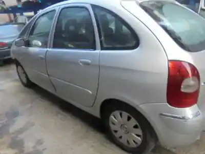 Veículo de Sucata citroen xsara picasso 1.6 hdi sx do ano 2006 alimentado 9hz