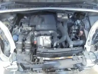 Veículo de Sucata citroen xsara picasso 1.6 hdi sx do ano 2006 alimentado 9hz