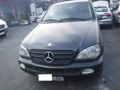 Veículo de Sucata MERCEDES-BENZ CLASE M (W163) 270 CDI (163.113) do ano 2003 alimentado 612963