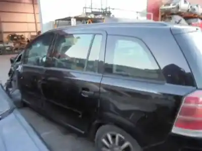 Veículo de Sucata opel zafira b cosmo do ano 2007 alimentado z19dt