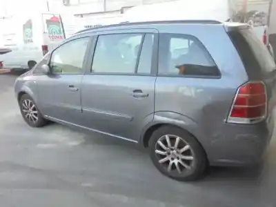Veículo de Sucata opel zafira b cosmo do ano 2008 alimentado z19dt