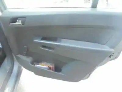 Veículo de Sucata opel zafira b cosmo do ano 2008 alimentado z19dt