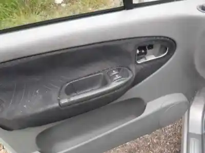 Scrapping Vehicle renault scenic (ja..) 1.4 16v of the year 2002 powered k4jc7