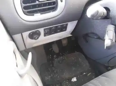 Veículo de Sucata citroen xsara picasso 1.6 hdi 90 lx plus do ano 2007 alimentado 9hx