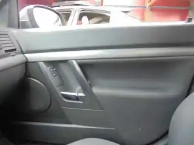 Vehicul casat opel vectra c berlina comfort al anului 2003 alimentat y20dth