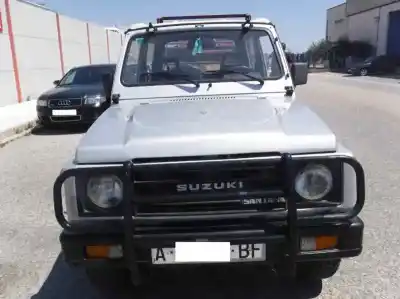 Véhicule à la ferraille suzuki                                             santana                                                                                                                                                                                                                                                    santana 413 samurai                                                                                                                                                                                                                                        de l'année 1988 alimenté g13a