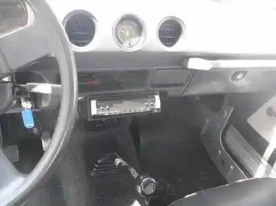 Véhicule à la ferraille suzuki                                             santana                                                                                                                                                                                                                                                    santana 413 samurai                                                                                                                                                                                                                                        de l'année 1988 alimenté g13a