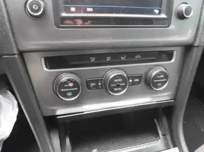 Verschrottungsfahrzeug volkswagen golf vii sportsvan special edition bluemotiontech des jahres 2017 angetrieben cxx