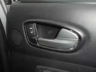 Vehicul casat ford mondeo berlina (ca2) titanium al anului 2008 alimentat qxba