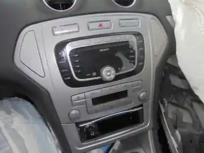 Vehicul casat ford mondeo berlina (ca2) titanium al anului 2008 alimentat qxba