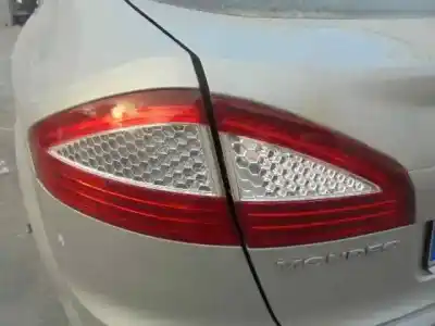 Vehicul casat ford mondeo berlina (ca2) titanium al anului 2008 alimentat qxba