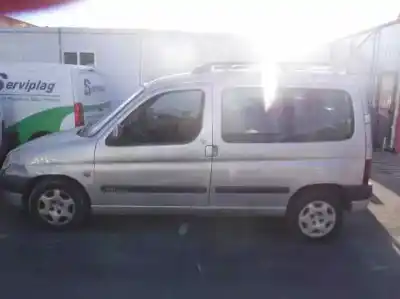 Vehicul casat citroen berlingo 2.0 hdi 600 furg. al anului 2002 alimentat rhy