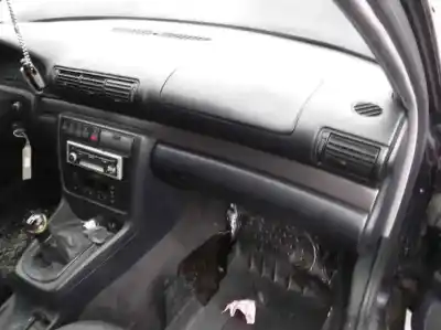 Veículo de Sucata audi a4 berlina (b5) 1.9 tdi do ano 1998 alimentado afn