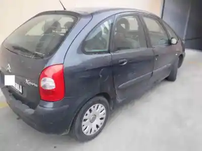 Veículo de Sucata citroen xsara picasso 1.6 hdi sx do ano 2007 alimentado 9hz
