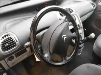 Veículo de Sucata citroen xsara picasso 1.6 hdi sx do ano 2007 alimentado 9hz