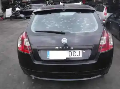 Sloopvoertuig fiat stilo multi wagon (192) 1.6 16v van het jaar 2004 aangedreven 182b6000