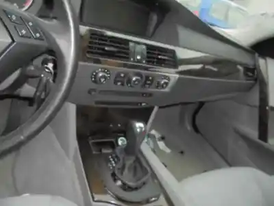 Veículo de Sucata bmw serie 5 berlina (e60) 530d do ano 2006 alimentado m57306d3