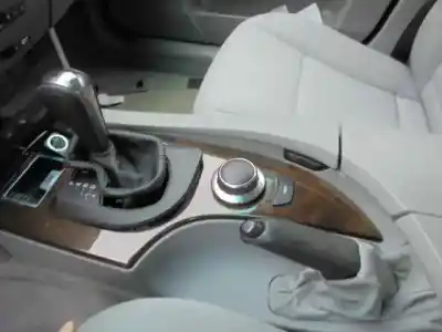 Veículo de Sucata bmw serie 5 berlina (e60) 530d do ano 2006 alimentado m57306d3