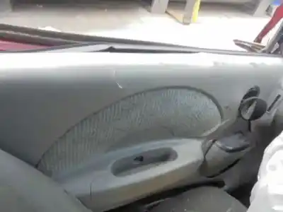 Veicolo di demolizione daewoo kalos 1.2 se dell'anno 2004 alimentato b12s1