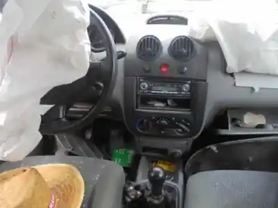 Veicolo di demolizione daewoo kalos 1.2 se dell'anno 2004 alimentato b12s1