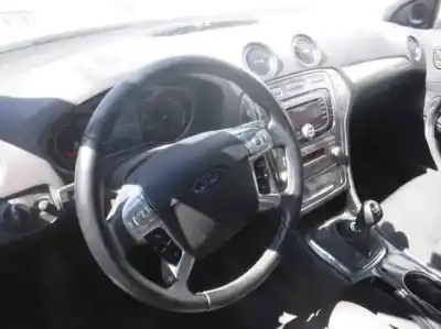 Vehicul casat ford mondeo berlina (ca2) ghia x al anului 2008 alimentat qxba