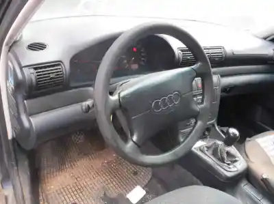 Veículo de Sucata audi a4 berlina (b5) 1.9 tdi do ano 2002 alimentado 1z
