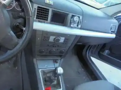 Veículo de Sucata opel vectra c berlina comfort do ano 2005 alimentado z19dt