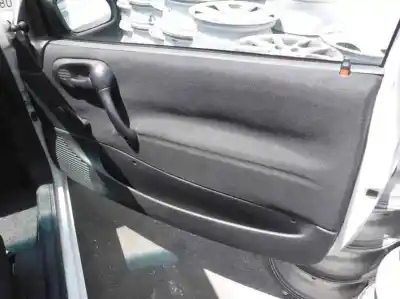 Veicolo di demolizione opel corsa b eco dell'anno 2000 alimentato x10xe