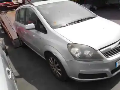 Veículo de Sucata opel zafira b cosmo do ano 2006 alimentado z19dt