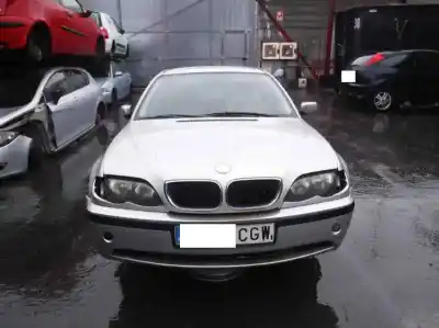 Vehicul casat bmw serie 3 berlina (e46) 320d al anului 2003 alimentat 204d4