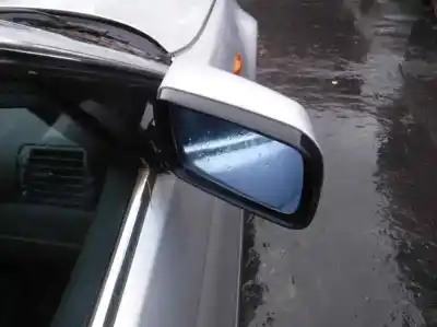 Vehicul casat bmw serie 3 berlina (e46) 320d al anului 2003 alimentat 204d4